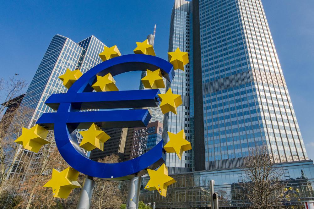 Nuevas barreras para operadores extra-UE y el impacto del “Buy European”